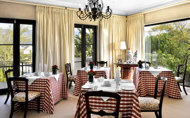 21 Roux Street Guesthouse