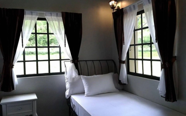 Bibury Resort