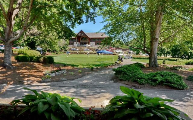 Laurel Ridge Country Club