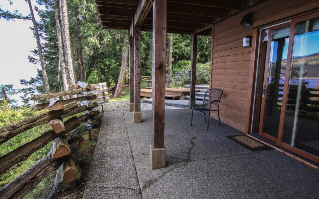 Salmonberry Inn