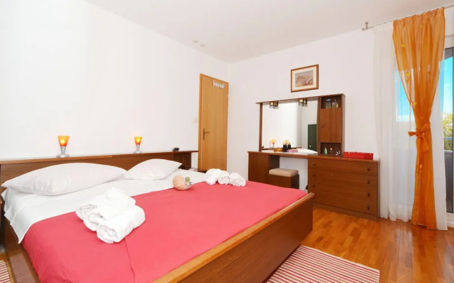 Lilly - spacious 3 bedroom apartment