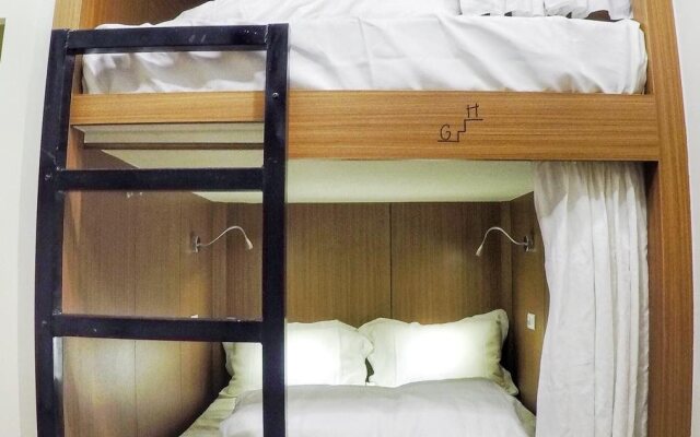 Master Chitow - Hostel