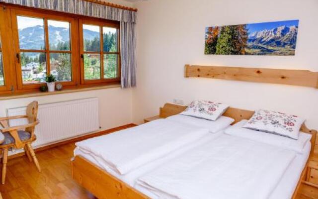 Landhaus Birgbichler - Appartements in Ramsau am Dachstein