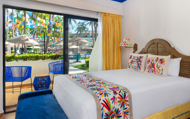 Villa del Palmar Residences