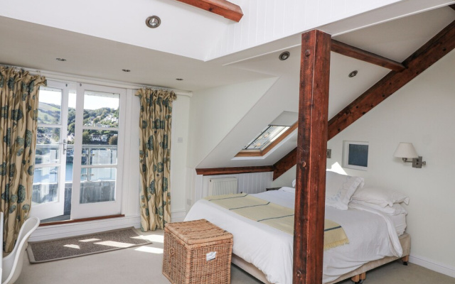 Fastnet at Nonsuch House