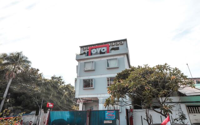 OYO 208 G House