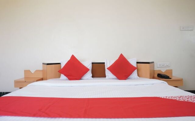 OYO 24487 Hotel Raj Regency