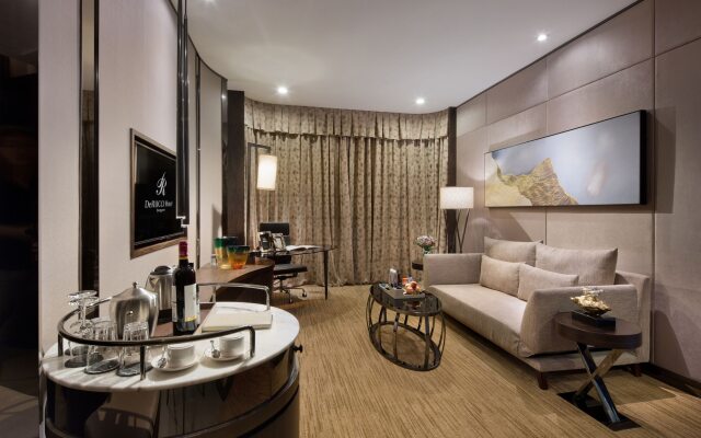 DeRUCCI Hotel