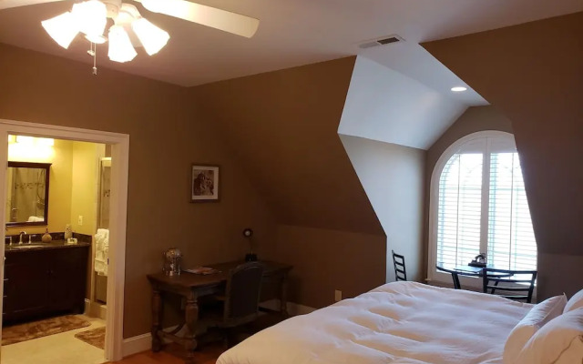 The Manor at Courtland Farm