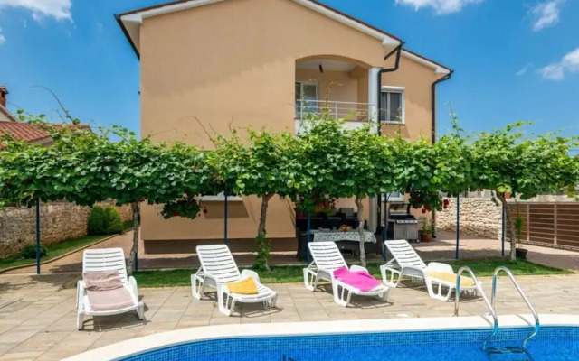 Andrea Comfortable Holiday Residence