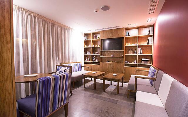 The J Hotel and Spa