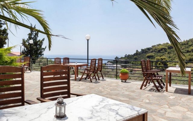 Stafylos Suites Boutique Hotel