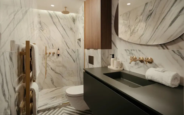 Leon Hotel-pigalle/suite-54