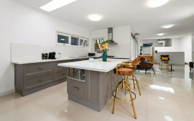 Canterbury Villa 7BRM for Big Group