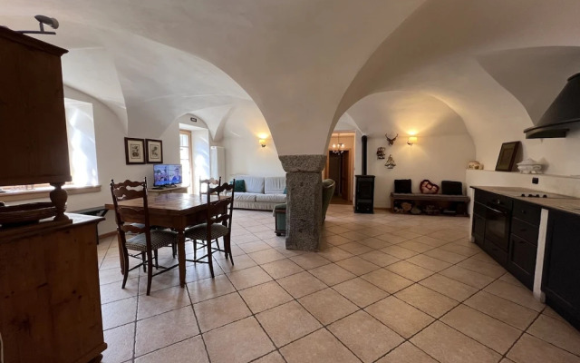 007 Trilocale con Giardino Giustino