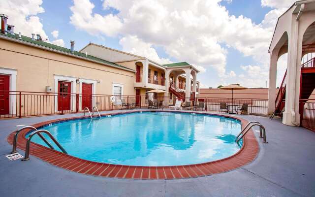 Quality Inn & Suites Covington