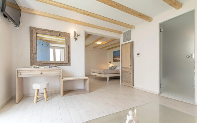 Naxos Island Hotel