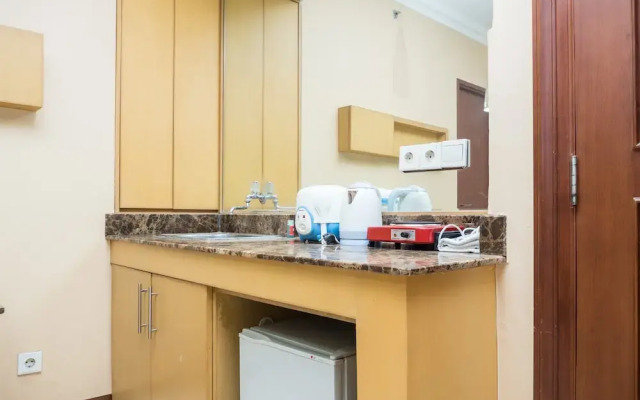 Spacious Studio Room at Grand Setiabudi Apartment