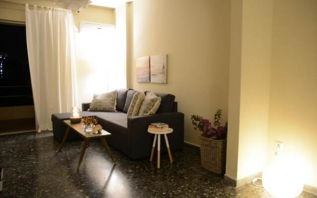 Nea Makri Beach Apartment