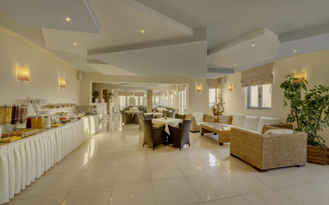 Sunrise Beach Suites
