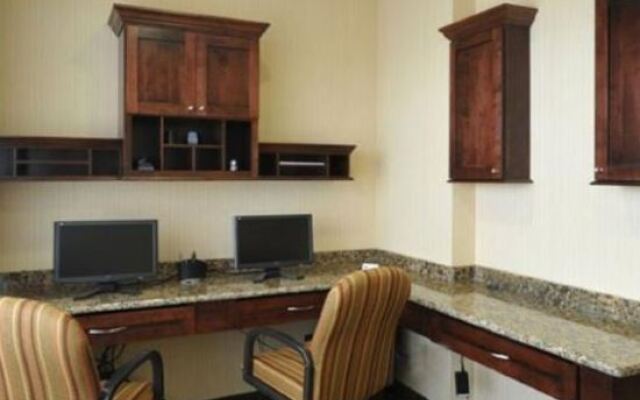 Comfort Inn & Suites Watertown