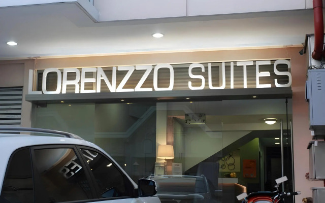 Lorenzzo Suites Hotel