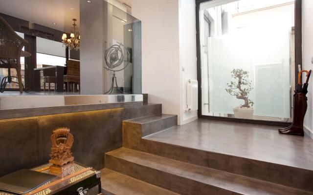 GAUDIR LUXURY · Luxury Apt with Terrace near Pg Gracia
