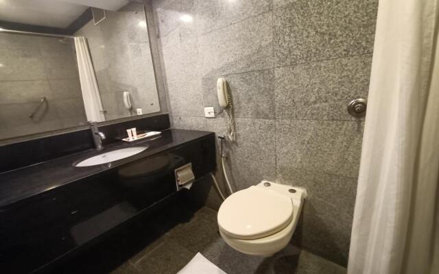 Hotel Savera