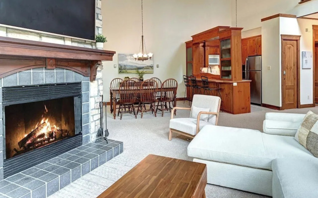 Les Manoirs Unit 10