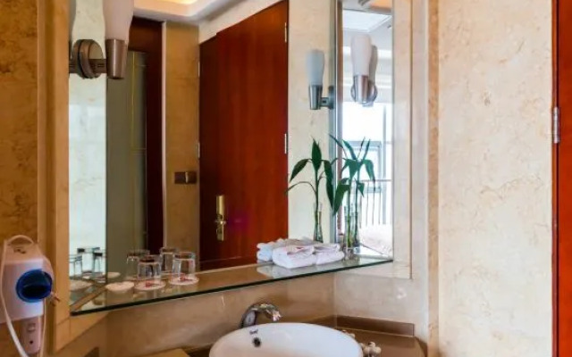 Aoti Hotel