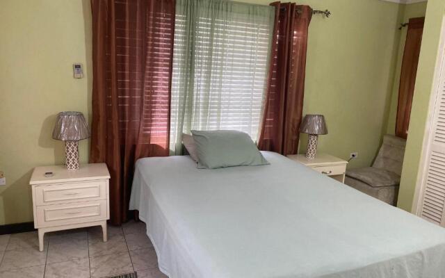 Finest Accommodation Renfrew Place 4-12 Renfrew Rd Apt # 15 New Kinston Jamaica