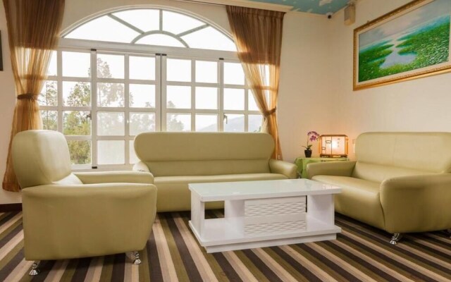 Hua Li Hotel