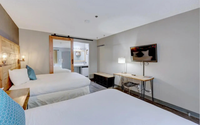 Ramada Palm Springs