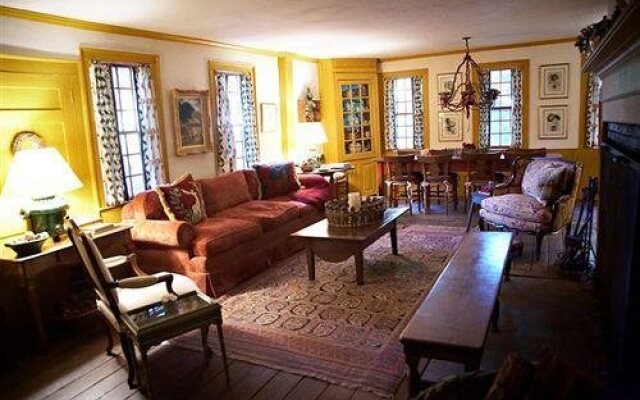 Country Loft Bed & Breakfast