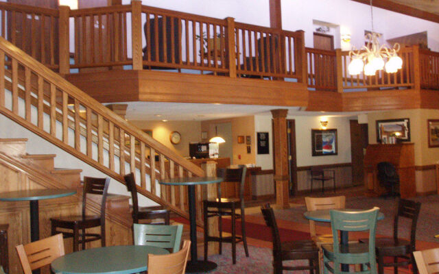 AmericInn Lodge & Suites Green Bay West