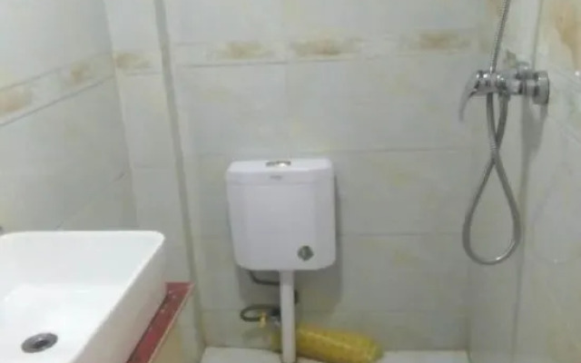 Zoergai Aba Xinyuan Business Hotel