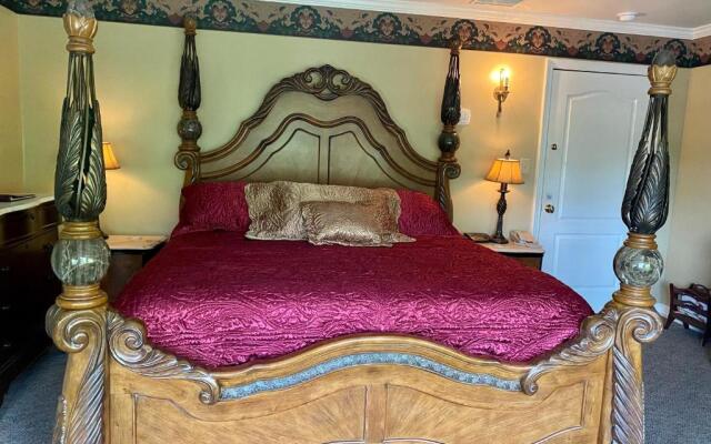 The Cypress Inn Bed & Breakfast