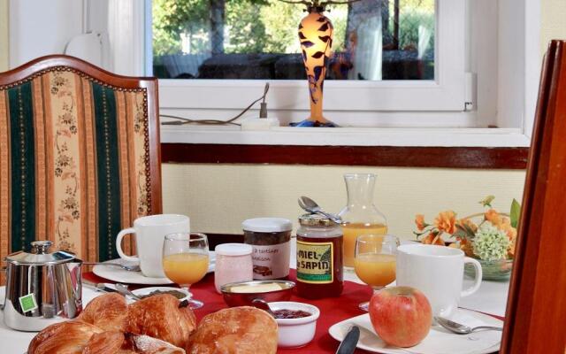 Logis Hôtel & Restaurant des Lacs