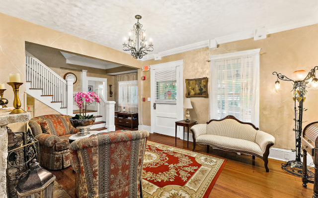 Golden Magnolia Marine