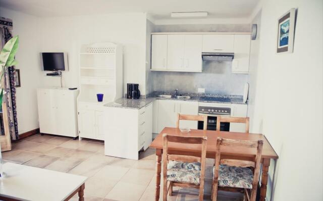 Apartamentos Playa Ferrera