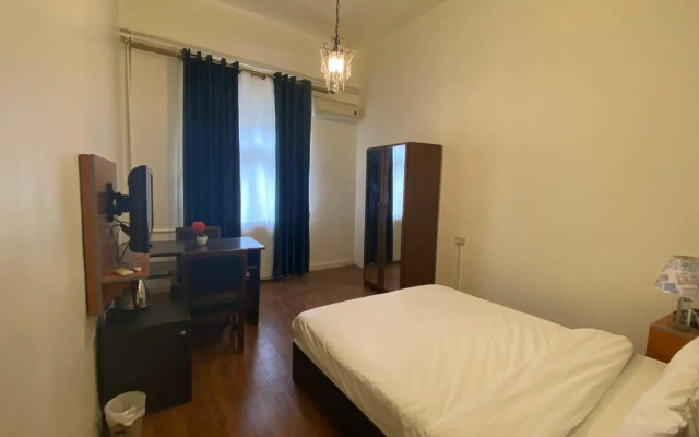 New Park Hotel