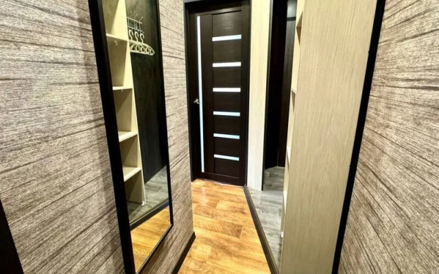 АпартЛэнд на аллеи Труда, 54