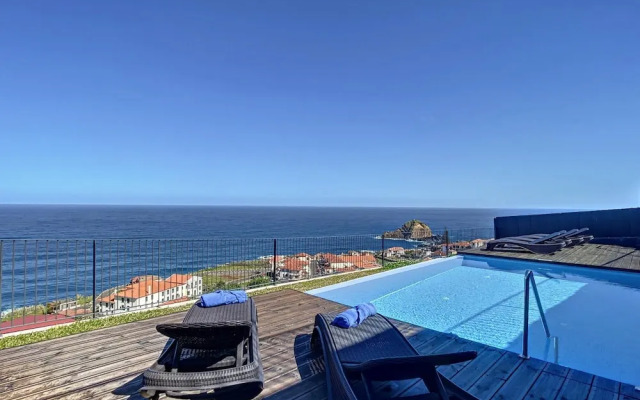 Villa das Escaleiras by Atlantic Holiday