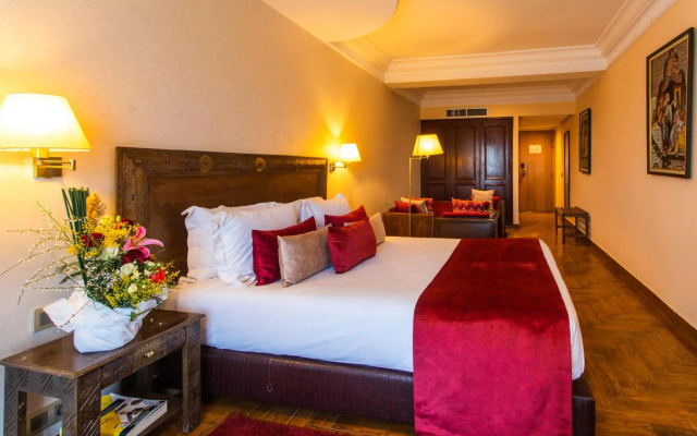 Le Zenith Hotel
