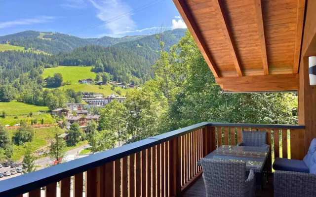 Charming Chalet in Salzburg on the Ski-slope