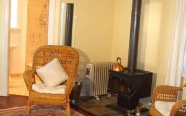 Elm Wood Cottages