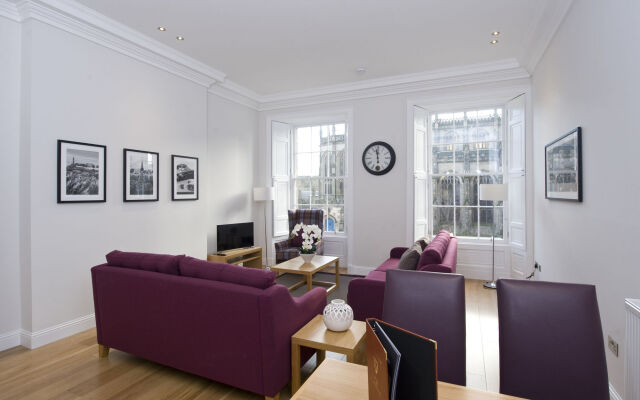 Destiny Scotland - Princes St Residence