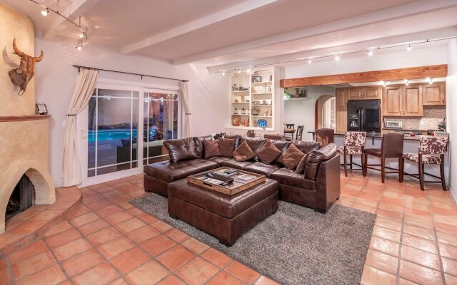 Casa Azul 4 BR by Casago