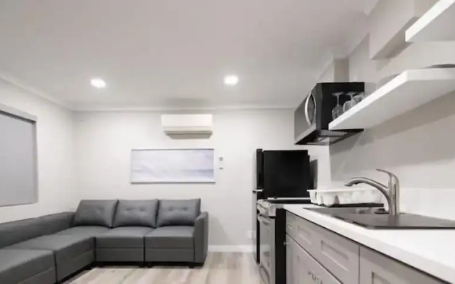 Omeo Suites