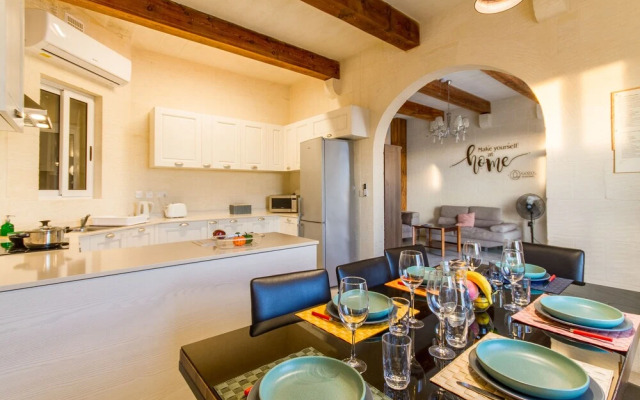 Inni Gozitan Farmhouse Private Pool